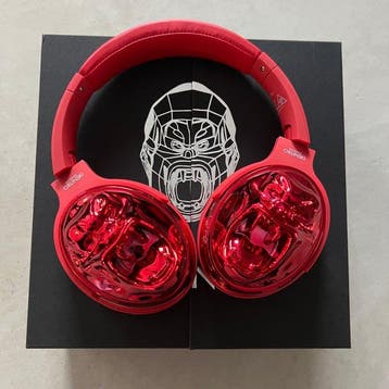 Richard Orlinski (1966) - Headphones King Kong - Red