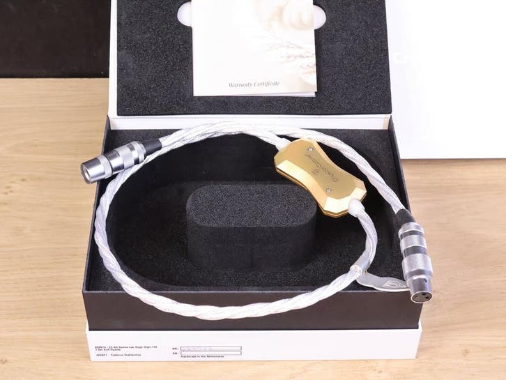 Crystal Cable Art Series Van Gogh Digit-110 high end digital, Audio, Tv en Foto, Audiokabels en Televisiekabels, Overige kabels