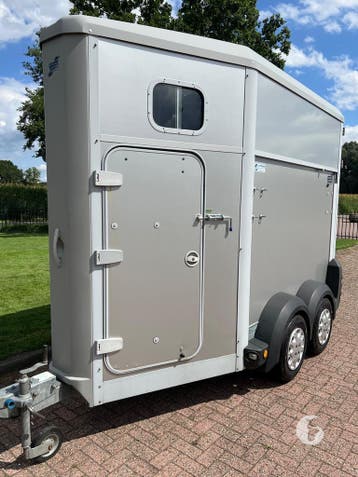 Mooie Ifor Williams 1,5 Paards uit 2015!, Ophalen, Zo goed als nieuw, Aluminium, 1½-paards trailer