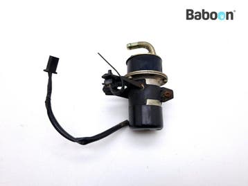 Benzinepomp Yamaha YZF R6 1999-2002 (YZF-R6 5EB 5MT), Verzenden, Gebruikt