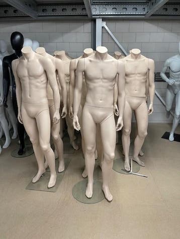 30 mooie headless herenpoppen slechts € 60,00 p.stuk, Verzenden