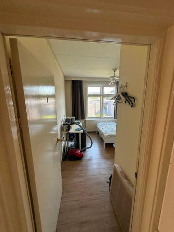 Te huur: Kamer Hugo de Grootstraat in Delft, Huizen en Kamers, Kamers te huur