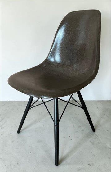 Herman Miller, Vitra - Charles & Ray Eames - Stoel - DSW -