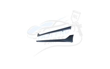 Zijskirts set R geschikt voor Golf 8 2020+ (Volkswagen), Auto-onderdelen, Nieuw, Ophalen of Verzenden, Volkswagen, Voor