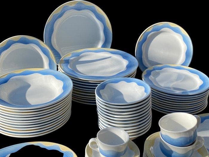 Villeroy & Boch - Tafelservies voor 12 (87) - Adriana -, Antiek en Kunst, Antiek | Meubels | Tafels