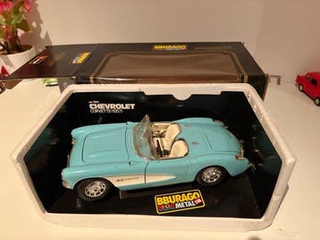 Bburago 1:18 - Modelauto - Chevrolet Corvette (1957), Hobby en Vrije tijd, Nieuw