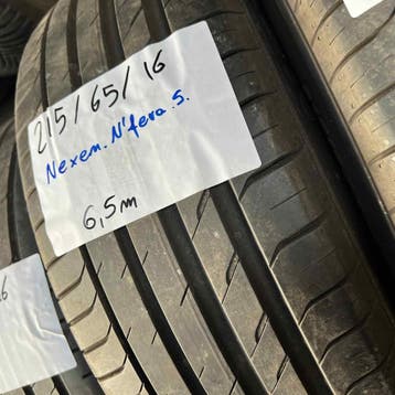 2 x Nexen 215-65-16 Zomerbanden 6,5mm, 16 inch, Ophalen of Verzenden, Band(en), Personenwagen