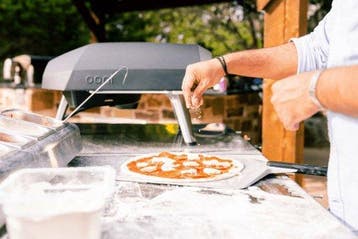 Ooni Pizzaschep, 16 inch origineel,  43 % korting, Tuin en Terras, Pizzaovens, Ophalen of Verzenden, Nieuw, Ooni