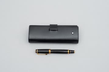 Een Montblanc ballpointpen. Model Boheme Marron., Gebruikt