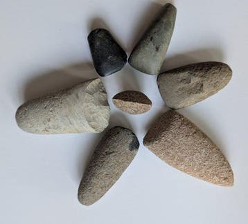 Neolithisch Steen, set van 7 Hand axe