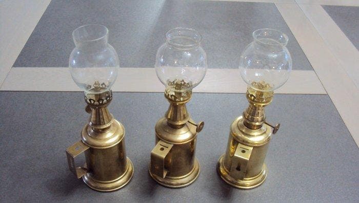 Olielamp (3) - Verguld messing - oude lamp duiven, Antiek en Kunst, Curiosa en Brocante