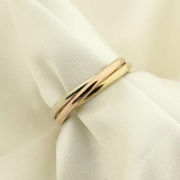 Tricolor gouden trinity ring, Sieraden, Tassen en Uiterlijk, Ringen, Gebruikt, 19 tot 20, Ophalen of Verzenden, Dame