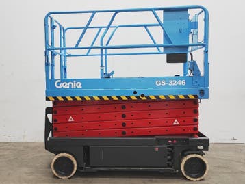 GENIE GS-3246 SCHAARHOOGWERKER - HOOGWERKER - 9750 mm