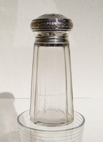 French 950 Silver Sugar Caster - Charles Barrier - Paris, Antiek en Kunst