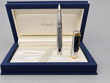Pelikan - Pelikan Majesty 7000 Roller Silber - Gold - Vulpen, Nieuw