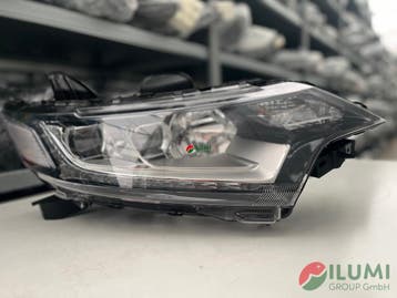 MITSUBISHI OUTLANDER III VOLL LED KOPLAMP RECHTS 8301C8, Verzenden, Gebruikt, Mitsubishi