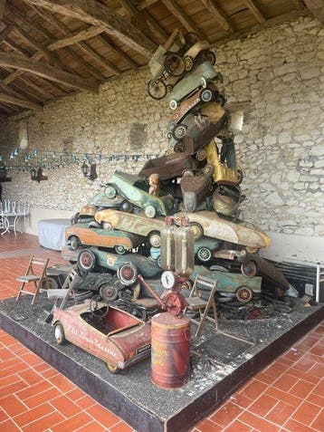 Jean Pierre Hartman - sculptuur, The Junkyard Pedal Car