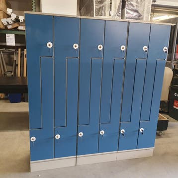 12-deurs Oostwoud ruimte besparende Z-lockerkast - 195x180x5, Ophalen of Verzenden, Nieuw
