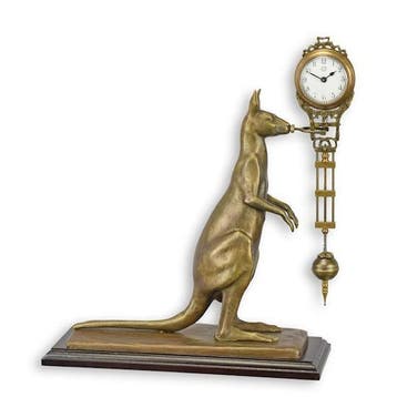 A MYSTERIEUSE TABLE CLOCK SHAPED AS A KANGAROO (Interieur), Verzenden, Nieuw