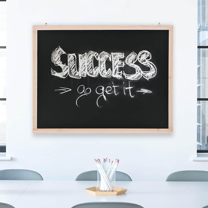 vidaXL Krijtbord voor aan de wand 60x80 cm cederhout, Zakelijke goederen, Kantoor en Winkelinrichting | Kantoorartikelen, Verzenden