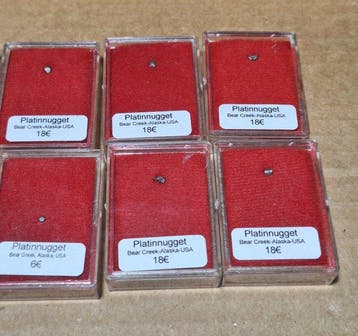 Platina Goud nuggets - Hoogte: 3 mm - Breedte: 2 mm- 90 g -