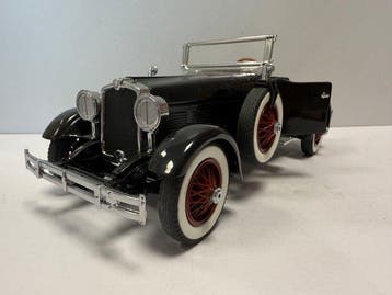 Danbury Mint 1:24 - Modelauto - Stutz Black Hawk (1927), Nieuw