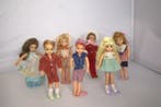 Mattel - Barbiepop Set van zeven kleine barbiepoppen -, Antiek en Kunst