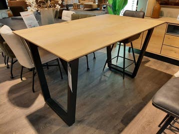 Livada bartafel **SHOWROOMMODEL**, Nieuw