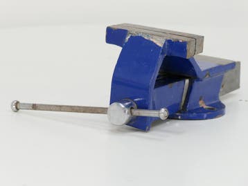 Bankschroef blauw #9362 (Nieuw binnen), Ophalen of Verzenden, Gebruikt