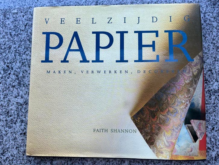 Veelzijdig papier, Boeken, Overige Boeken, Gelezen, Verzenden