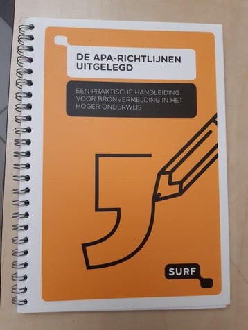 De APA richtlijnen uitgelegd 9789072482181, Boeken, Verzenden, Zo goed als nieuw