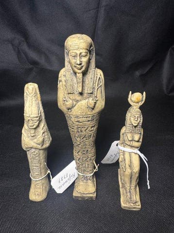 Replica van een oud-Egyptische set van 3 Beeldje - 20 cm