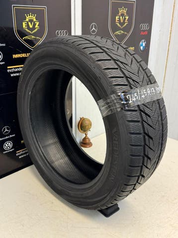 1 stuk winterband 245/45R17 inch Vredestein Giugiaro Wintrac, 17 inch, Winterbanden, Band(en), Personenwagen