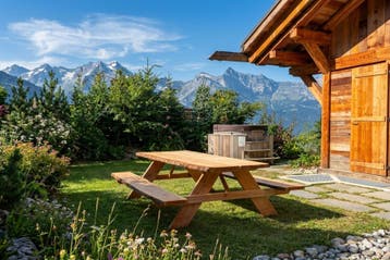 Rockwood® Picknicktafel  Douglas Boomstamrand 5cm dik 2.40m, Ophalen of Verzenden, Nieuw, Rechthoekig, Hout