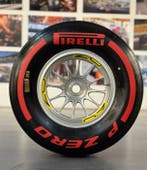 Wiel compleet met band - Pirelli - O.Z - Formule 1 **** NO, Nieuw