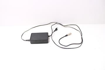 Oplader | 4-pins | Derby Cycle | BSC4203000 | Impulse | 3A, Verzenden, Nieuw