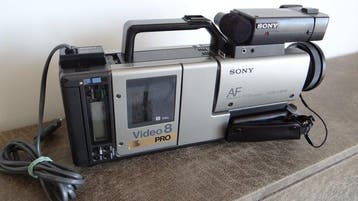 Sony CCD-V100E Analoge camera