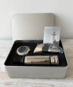 KLM Box met wijnaccessoires van Air France en KLM voor, Antiek en Kunst