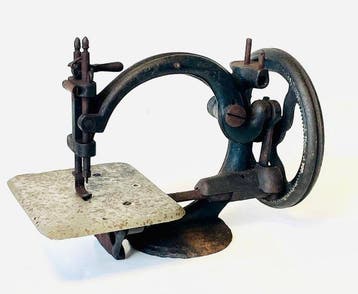 Naaimachine - Gietijzer - Type Willcox & Gibbs