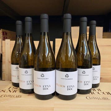 2025 Cottanera, Bianco Etna DOC - Sicilië DOC - 6 Flessen, Nieuw