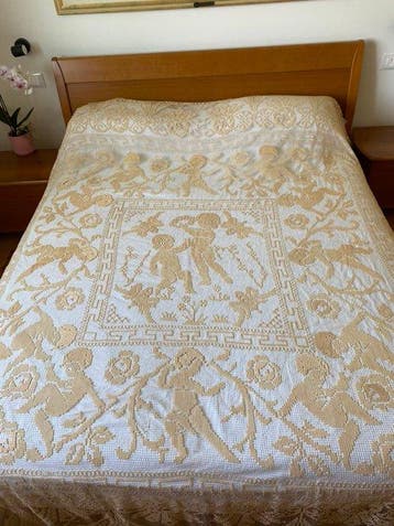 Bedsprei - 240 cm - 200 cm - Siciliaans filet handgemaakt, Antiek en Kunst
