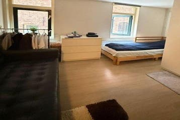 Studio Poelestraat in Groningen, 20 tot 35 m², Groningen