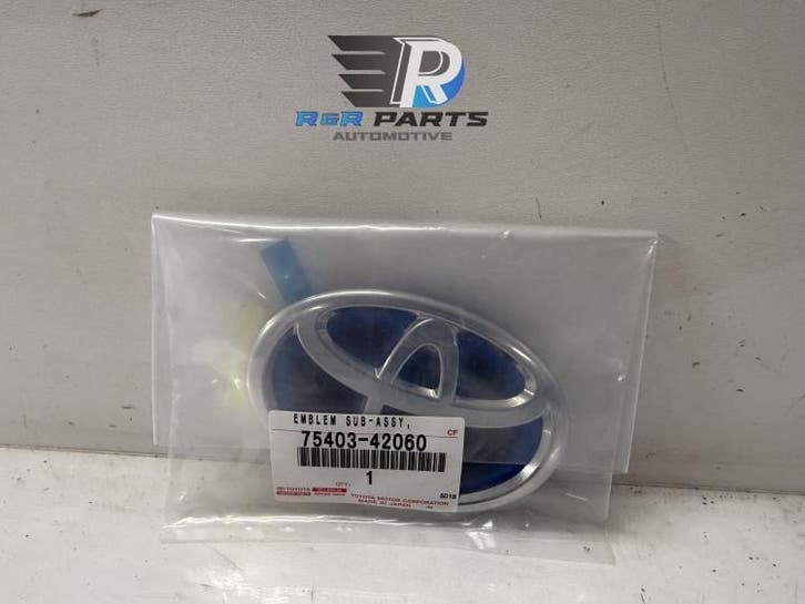 Embleem Grille - Nieuw Origineel - Toyota Rav4 A5 - OEM..., Auto-onderdelen, Overige Auto-onderdelen, Nieuw, Verzenden