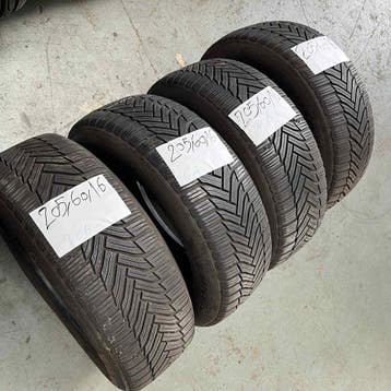 4 x Michelin Alpin 6 205-60-16 Winterbanden 7mm, Auto-onderdelen, Gebruikt, 16 inch, Band(en), Personenwagen