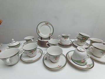 Royal Doulton - Theeservies (24) - Vogue Awakening -