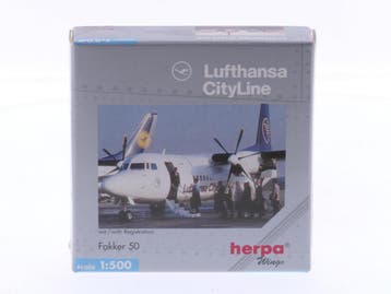Schaal 1:500 Herpa 509299 Lufthansa CityLine Fokker 50 Re..., Ophalen of Verzenden, Zo goed als nieuw