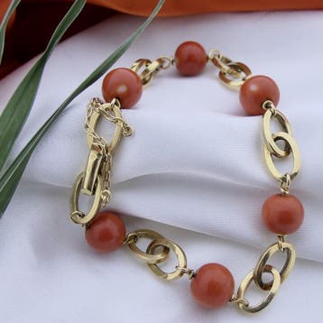 Antiek gouden armband met bloedkoraal kralen., Gebruikt, Ophalen of Verzenden, Met edelsteen, Goud