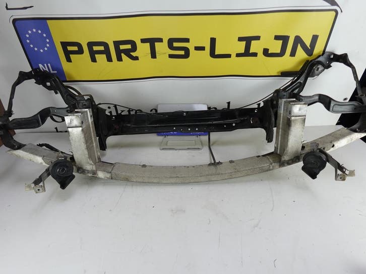 Gebruikte bumper Mercedes-Benz C-Class 2007-2014 – A20462011, Auto-onderdelen, Overige Auto-onderdelen, Ophalen of Verzenden