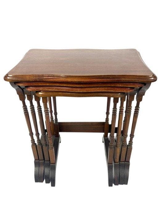 Set bijzettafels - Hout, Antiek en Kunst, Antiek | Overige Antiek