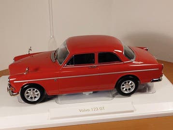 Norev 1:18 - Model stationwagon - Volvo Amazon 123 GT (1968), Nieuw